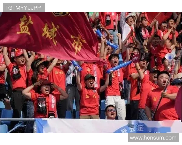 足球明星齐聚金华激情对决引发球迷热烈期待与欢呼